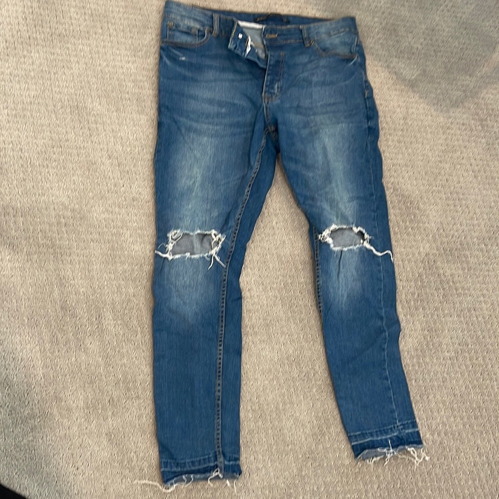 Ripped Jeans